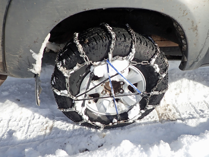 Snow tire