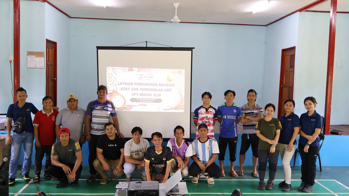 Beathres and Welneita helped conduct handheld GPS training with the Keramuak community to support conservation.